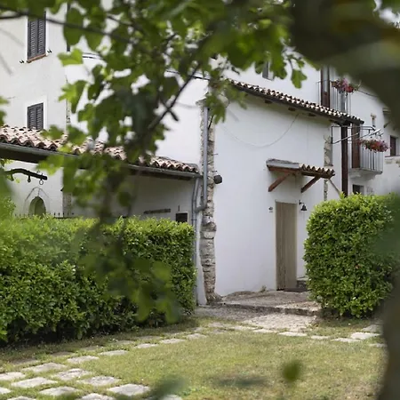 Il Ciavattone Bed And Bike 3* سولمونا