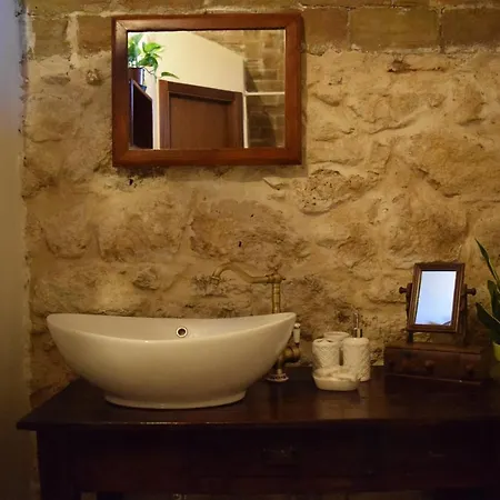 Il Ciavattone Bed And Bike Panzió 3*